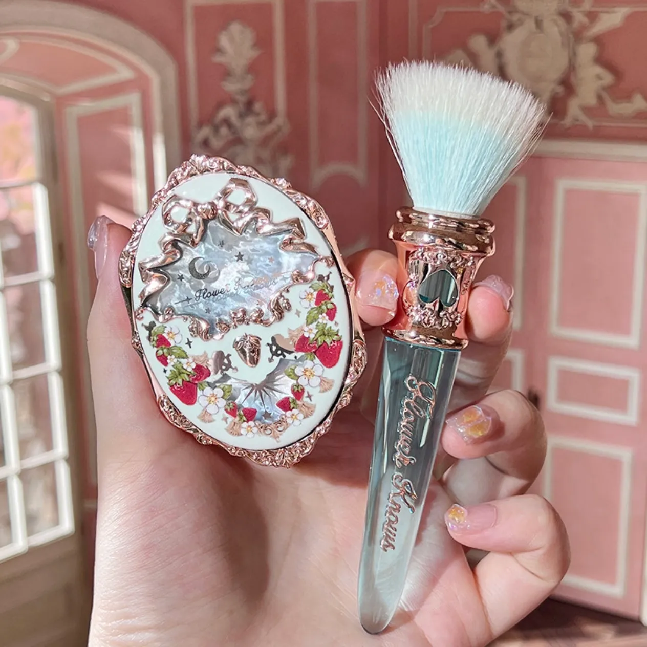 Flower Knows Makeup Set
