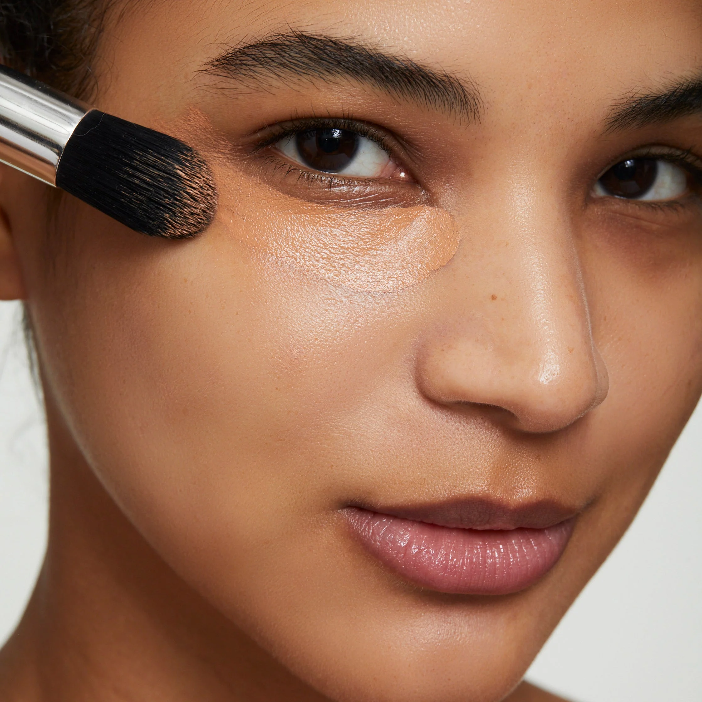 how to choose the right concealer