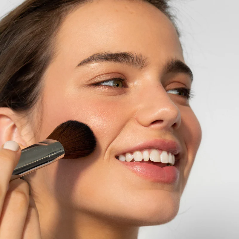 how to apply foundation with a brush