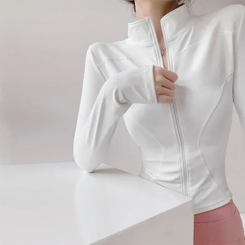 women's athletic jackets